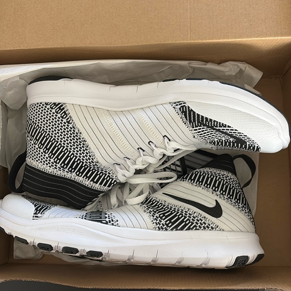 Men’s Nike Free Train Virtue size 10.5 men’s